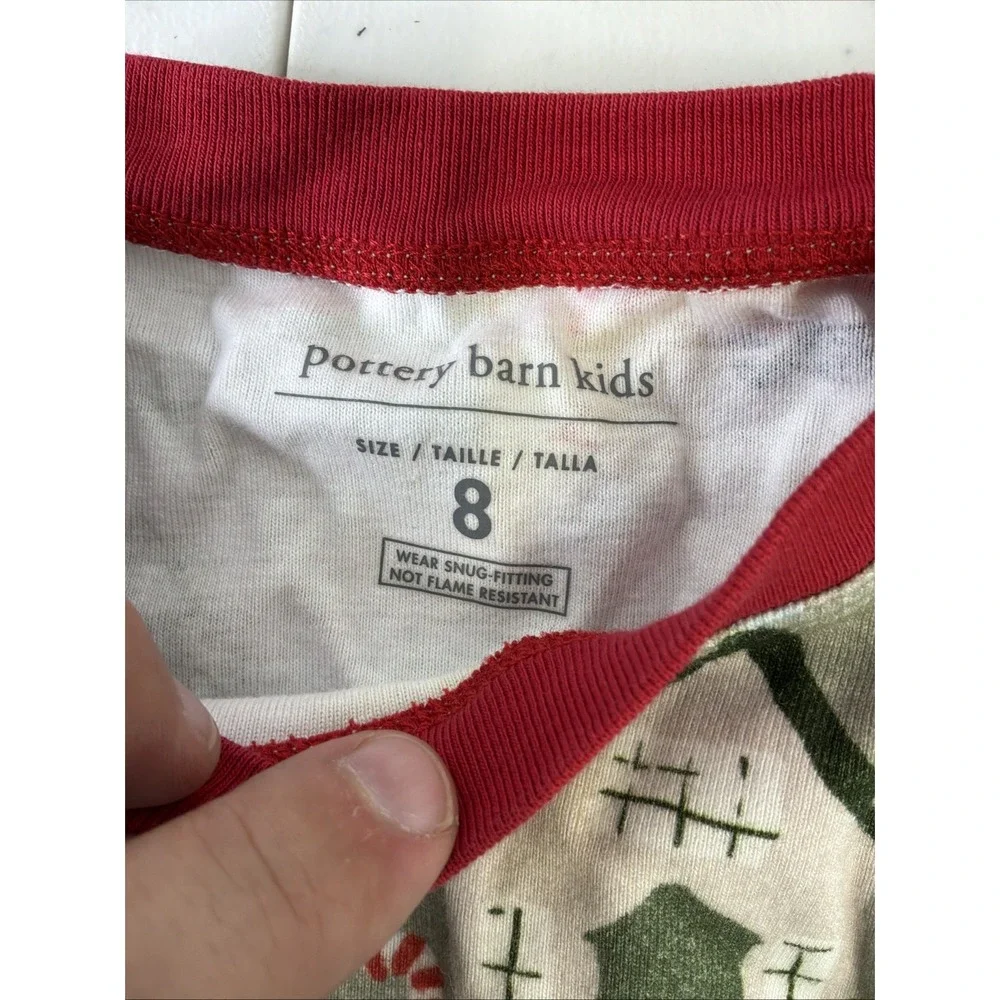 Pottery Barn kids Christmas Santa Flannel 2-pc Pajamas Set Sz-8